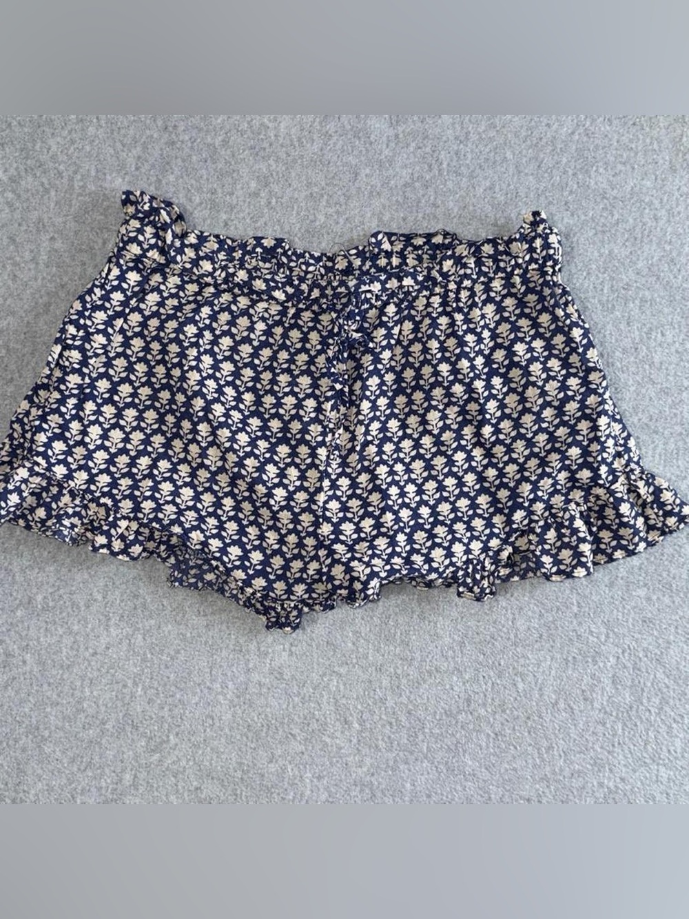 J.Crew Re-Imagined Navy Floral Cotton Ruffle Paperbag Waist Shorts Small